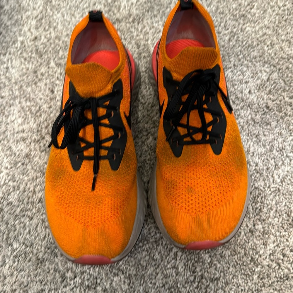 Nike epic react flyknit